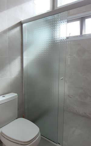 Casa de condomínio para alugar com 270m², 3 quartos e 5 vagas Casa de condomínio para alugar com 270m², 3 quartos e 5 vagasBanheiro Suite 02