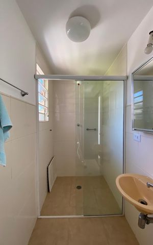 Casa para alugar com 247m², 5 quartos e 2 vagas