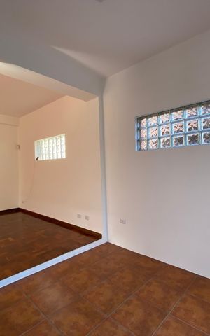 Casa para alugar com 247m², 5 quartos e 2 vagas