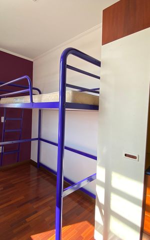 Casa para alugar com 247m², 5 quartos e 2 vagas