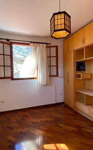 Casa para alugar com 247m², 5 quartos e 2 vagas