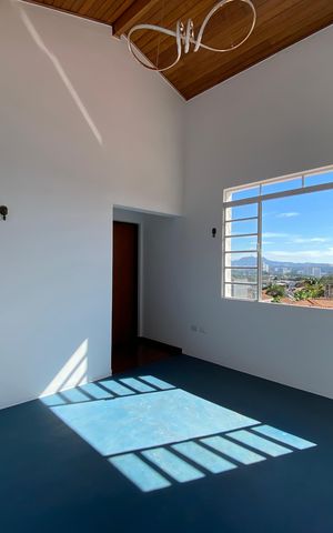 Casa para alugar com 247m², 5 quartos e 2 vagas