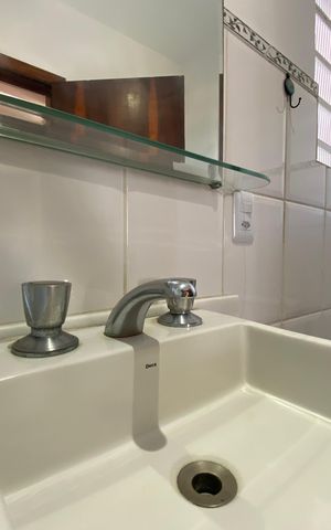 Casa para alugar com 247m², 5 quartos e 2 vagas