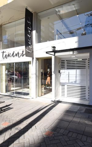 Apartamento para alugar com 161m², 3 quartos e 1 vagaFachada 