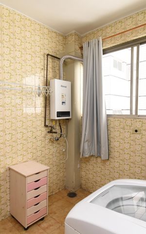 Apartamento para alugar com 161m², 3 quartos e 1 vagaÁrea de Serviço