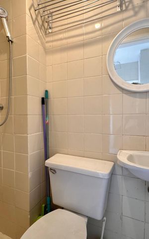 Apartamento para alugar com 116m², 3 quartos e 2 vagas Apartamento para alugar com 116m², 3 quartos e 2 vagasCozinha e Área de Serviço