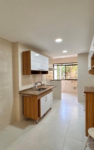 Apartamento para alugar com 116m², 3 quartos e 2 vagas Apartamento para alugar com 116m², 3 quartos e 2 vagasCozinha e Área de Serviço