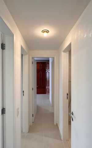Apartamento para alugar com 116m², 3 quartos e 2 vagas Apartamento para alugar com 116m², 3 quartos e 2 vagasCorredor