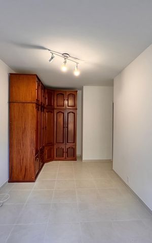 Apartamento para alugar com 116m², 3 quartos e 2 vagas Apartamento para alugar com 116m², 3 quartos e 2 vagasSuíte