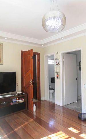 Casa para alugar com 150m², 3 quartos e 4 vagasSala