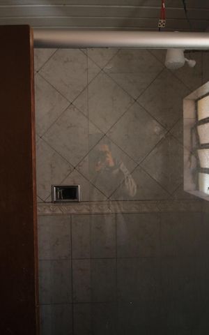 Casa à venda com 100m², 3 quartos e 2 vagasBanheiro 2