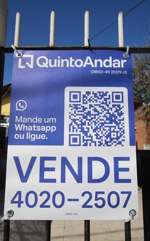 Casa à venda com 100m², 3 quartos e 2 vagasPlaca