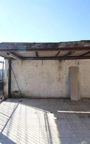 Casa à venda com 100m², 3 quartos e 2 vagasGaragem