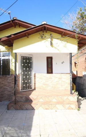 Casa à venda com 100m², 3 quartos e 2 vagasQuintal