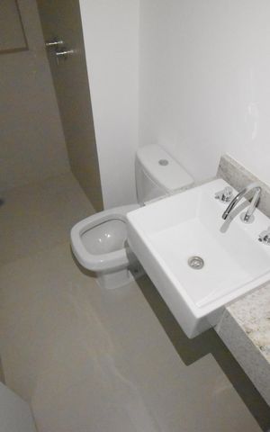 Apartamento à venda com 130m², 3 quartos e 2 vagasBanheiro 2