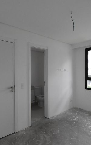 Apartamento à venda com 130m², 3 quartos e 2 vagasSuíte