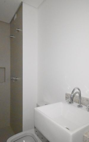 Apartamento à venda com 130m², 3 quartos e 2 vagasBanheiro 2