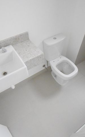 Apartamento à venda com 130m², 3 quartos e 2 vagasBanheiro da Suíte