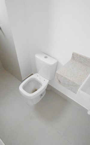 Apartamento à venda com 131m², 3 quartos e 2 vagasBanheiro da Suíte
