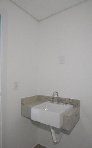 Apartamento à venda com 79m², 2 quartos e 1 vagaBanheiro da Suíte