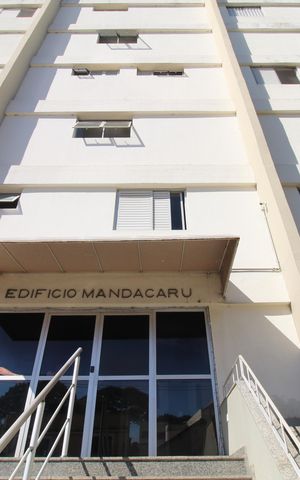 Apartamento para alugar com 90m², 3 quartos e 1 vagaFachada do Prédio