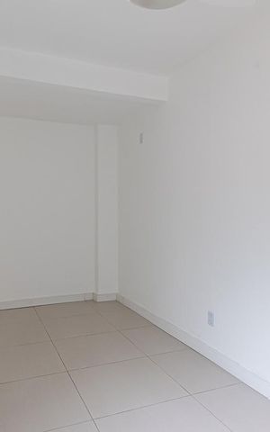 Apartamento à venda com 66m², 2 quartos e sem vaga Apartamento à venda com 66m², 2 quartos e sem vagaSala