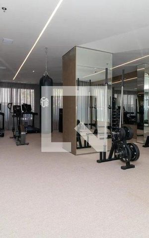 Apartamento à venda com 146m², 4 quartos e 2 vagas Apartamento à venda com 146m², 4 quartos e 2 vagasÁrea comum - Academia