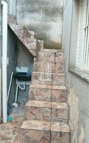 Casa à venda com 300m², 5 quartos e 1 vaga