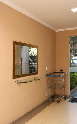 Apartamento à venda com 48m², 2 quartos e 1 vagaÁrea comum - Saguão do prédio