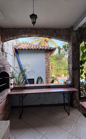 Casa de condomínio para alugar com 960m², 4 quartos e 3 vagas Casa de condomínio para alugar com 960m², 4 quartos e 3 vagasÁrea externa