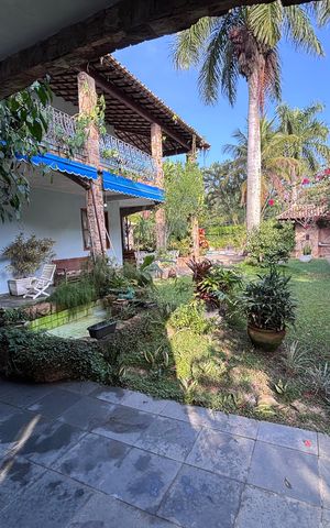 Casa de condomínio para alugar com 960m², 4 quartos e 3 vagas Casa de condomínio para alugar com 960m², 4 quartos e 3 vagasÁrea externa