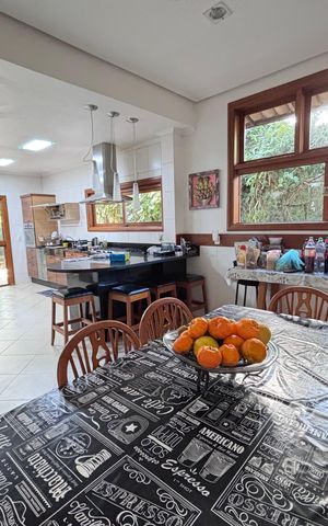 Casa de condomínio para alugar com 960m², 4 quartos e 3 vagas Casa de condomínio para alugar com 960m², 4 quartos e 3 vagasCozinha