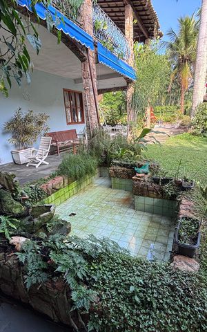Casa de condomínio para alugar com 960m², 4 quartos e 3 vagas Casa de condomínio para alugar com 960m², 4 quartos e 3 vagasÁrea externa