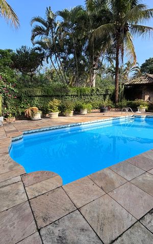 Casa de condomínio para alugar com 960m², 4 quartos e 3 vagas Casa de condomínio para alugar com 960m², 4 quartos e 3 vagasÁrea externa