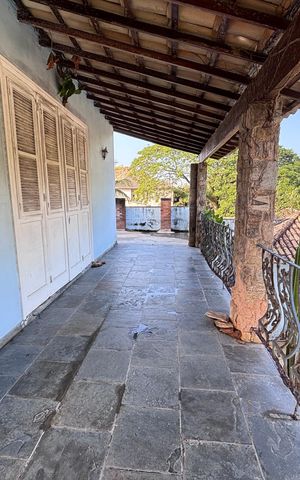 Casa de condomínio para alugar com 960m², 4 quartos e 3 vagas Casa de condomínio para alugar com 960m², 4 quartos e 3 vagasVaranda