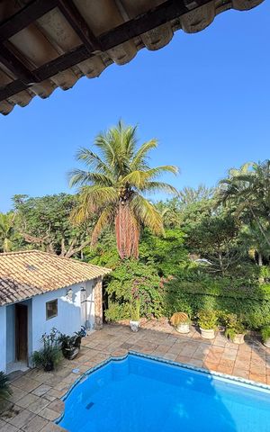Casa de condomínio para alugar com 960m², 4 quartos e 3 vagas Casa de condomínio para alugar com 960m², 4 quartos e 3 vagasVista
