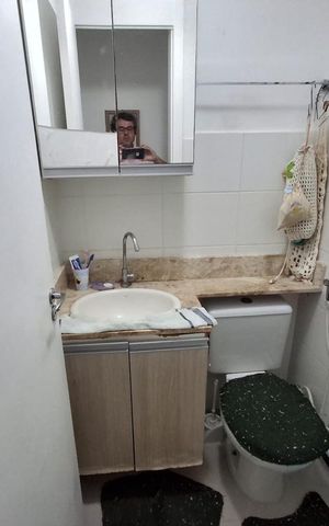Apartamento à venda com 55m², 2 quartos e 1 vaga Apartamento à venda com 55m², 2 quartos e 1 vagaBanheiro