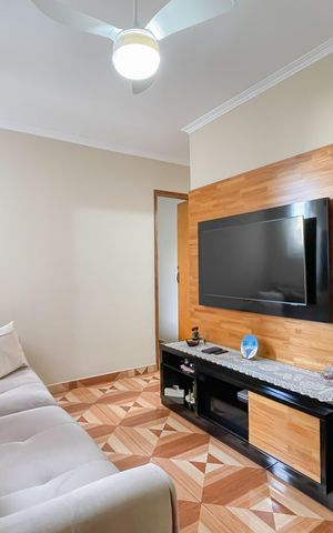 Casa de condomínio à venda com 44m², 2 quartos e 1 vaga Casa de condomínio à venda com 44m², 2 quartos e 1 vagaSala