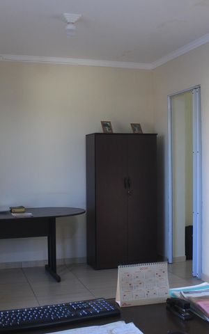 Casa à venda com 565m², 3 quartos e 4 vagasEscritório