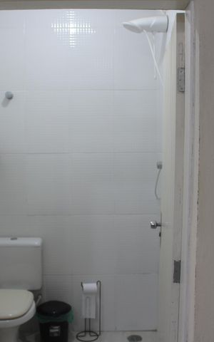 Casa à venda com 565m², 3 quartos e 4 vagasBanheiro 4