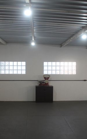 Casa à venda com 565m², 3 quartos e 4 vagasSalão 1