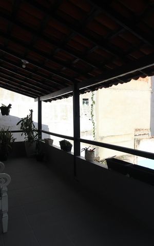 Casa à venda com 251m², 3 quartos e 4 vagasVaranda