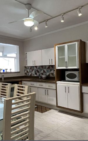 Apartamento para alugar com 170m², 3 quartos e 1 vagaCozinha e Área de Serviço