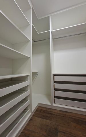 Casa à venda com 105m², 3 quartos e 4 vagasSuíte 
