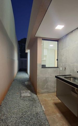 Casa à venda com 105m², 3 quartos e 4 vagasÁrea externa