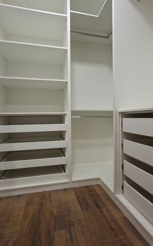 Casa à venda com 105m², 3 quartos e 4 vagasSuíte 