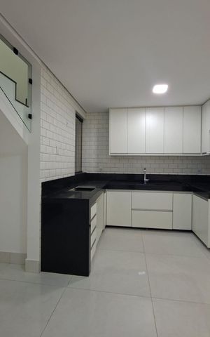 Casa à venda com 105m², 3 quartos e 4 vagasCozinha