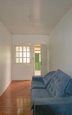 Casa para alugar com 100m², 2 quartos e 2 vagas Casa para alugar com 100m², 2 quartos e 2 vagasSala