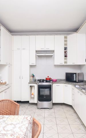 Casa à venda com 170m², 4 quartos e 3 vagasCozinha