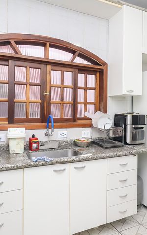 Casa à venda com 170m², 4 quartos e 3 vagasCozinha